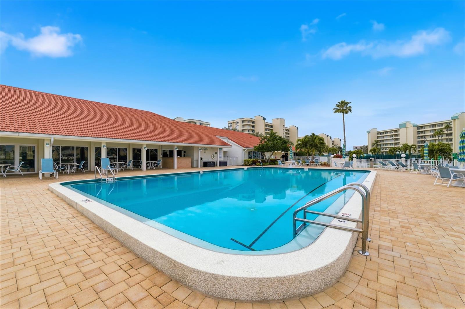 HARBOURSIDE CONDO - Residential