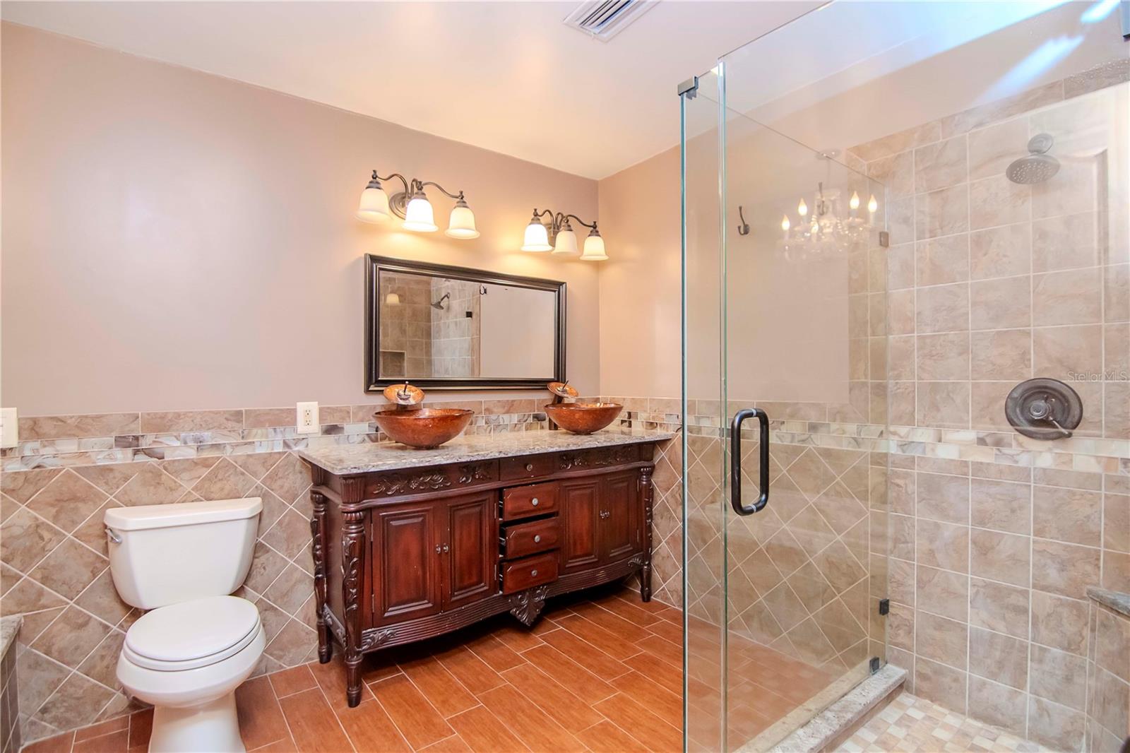 4225 SHADOW WOOD COURT