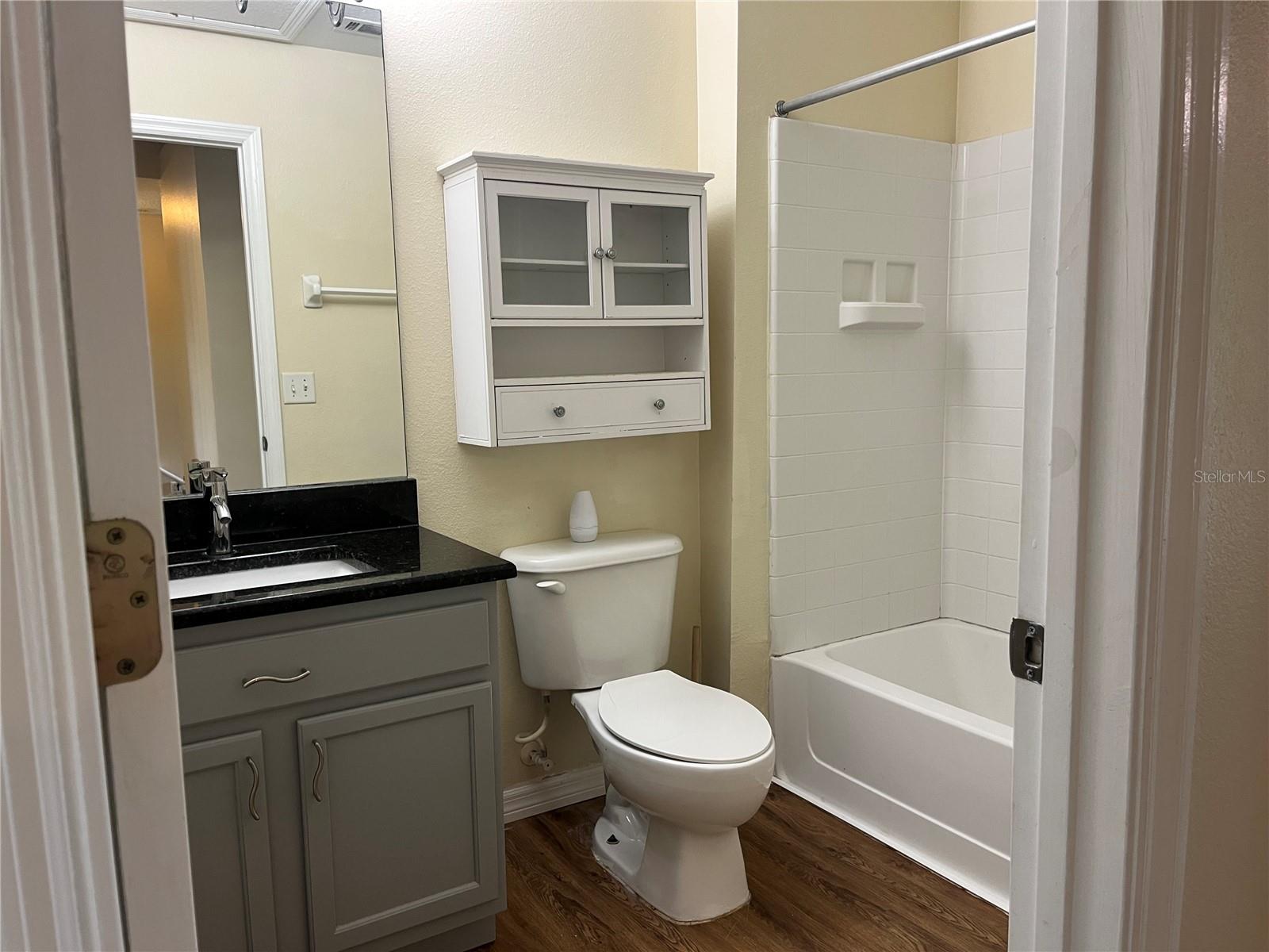 EMERALD ISLAND RESORT PH 2 - Residential