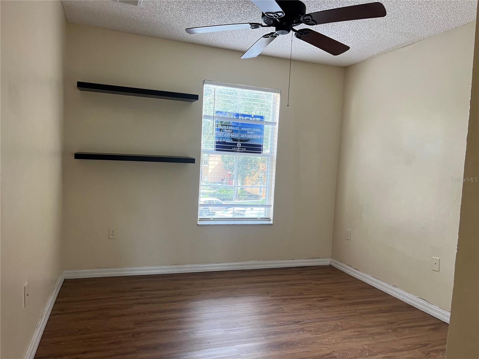 EMERALD ISLAND RESORT PH 2 - Residential