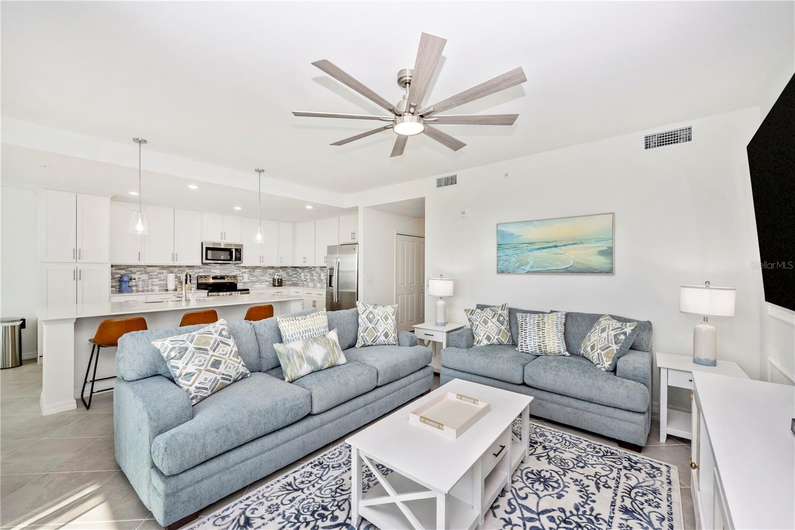 WELLEN PARK GOLF & COUNTRY CLUB - Residential Lease