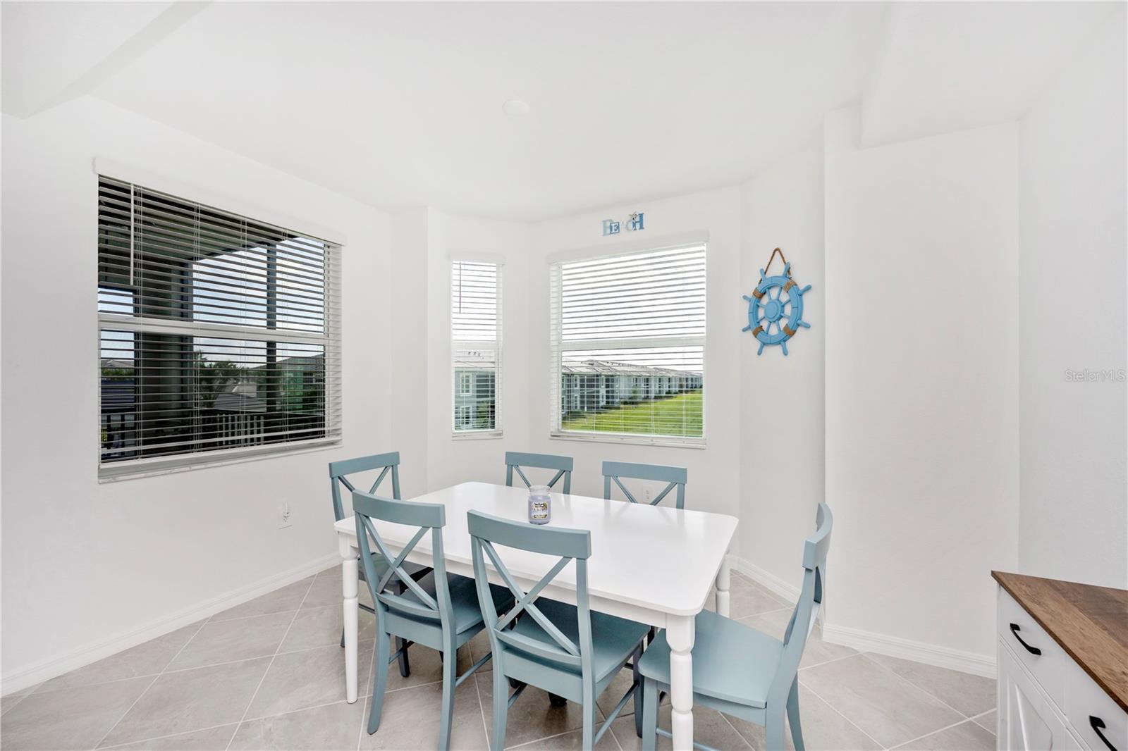 WELLEN PARK GOLF & COUNTRY CLUB - Residential Lease