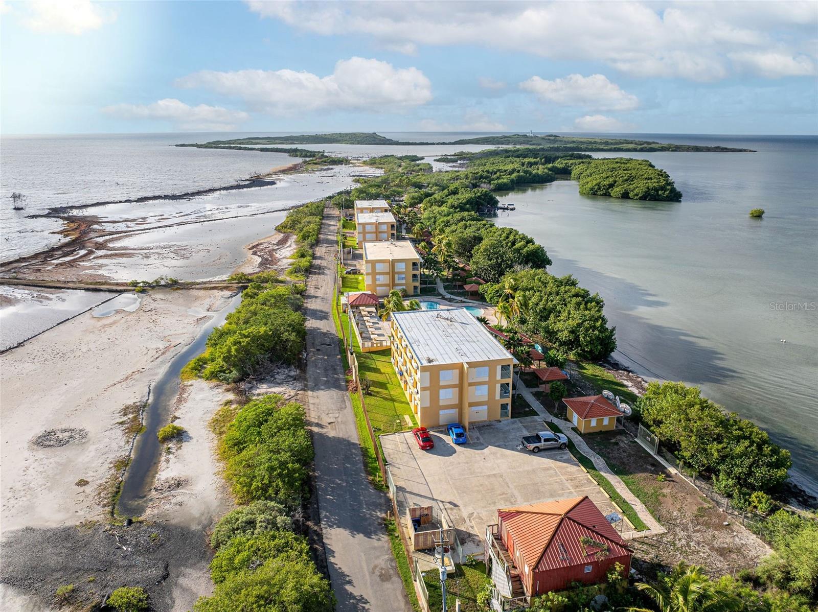 BARRIO BOQUERON - Residential