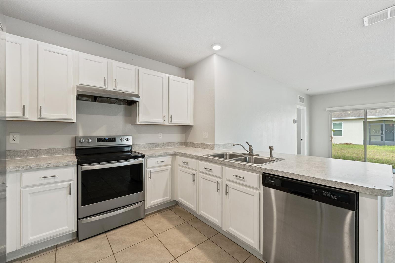 VILLAGES AT HARMONY PH 1B - Residential