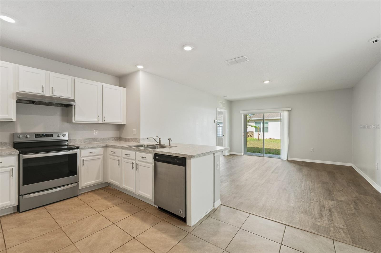 VILLAGES AT HARMONY PH 1B - Residential