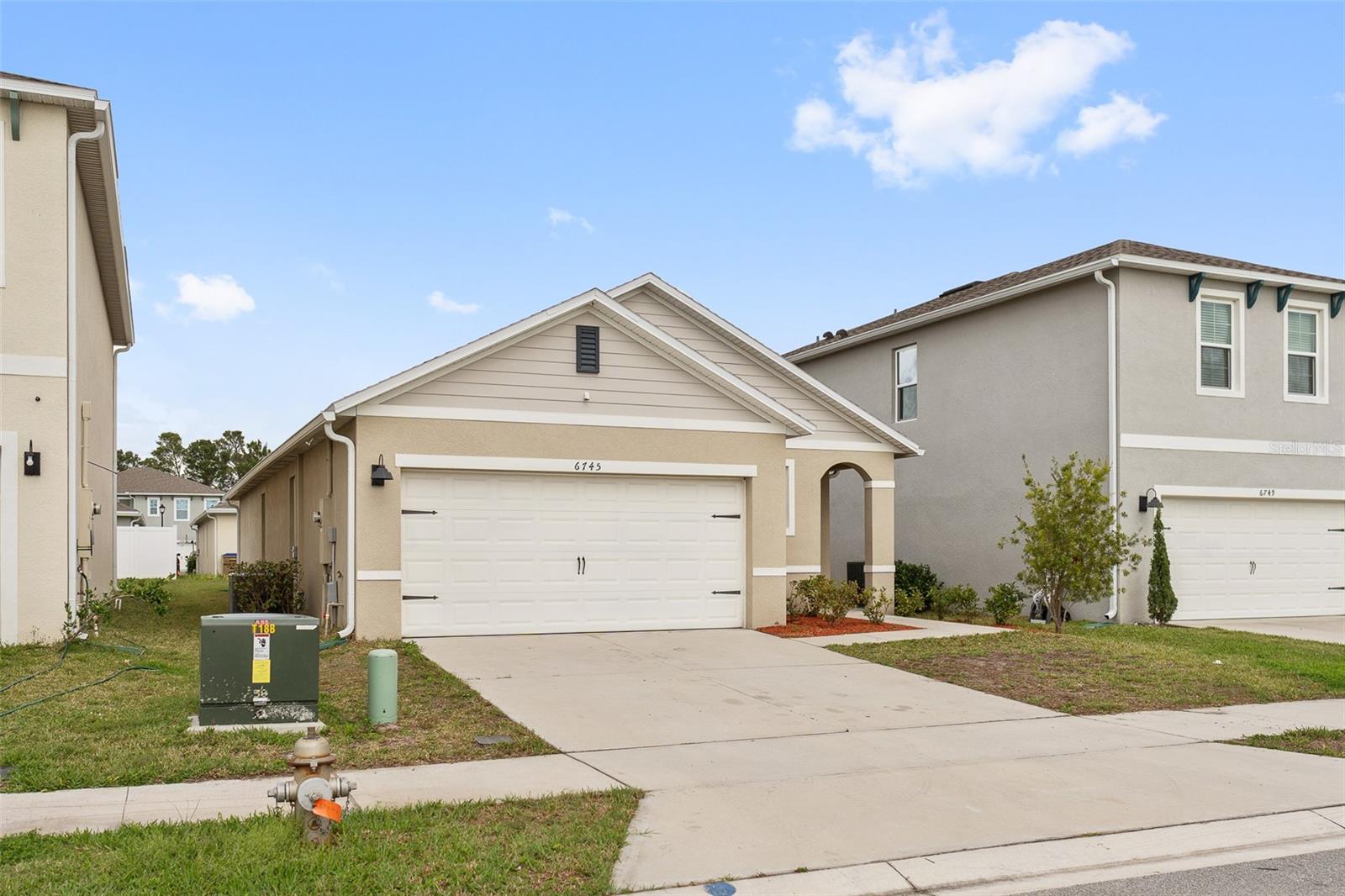 6745 HUNTLEIGH HAMMOCK ROAD