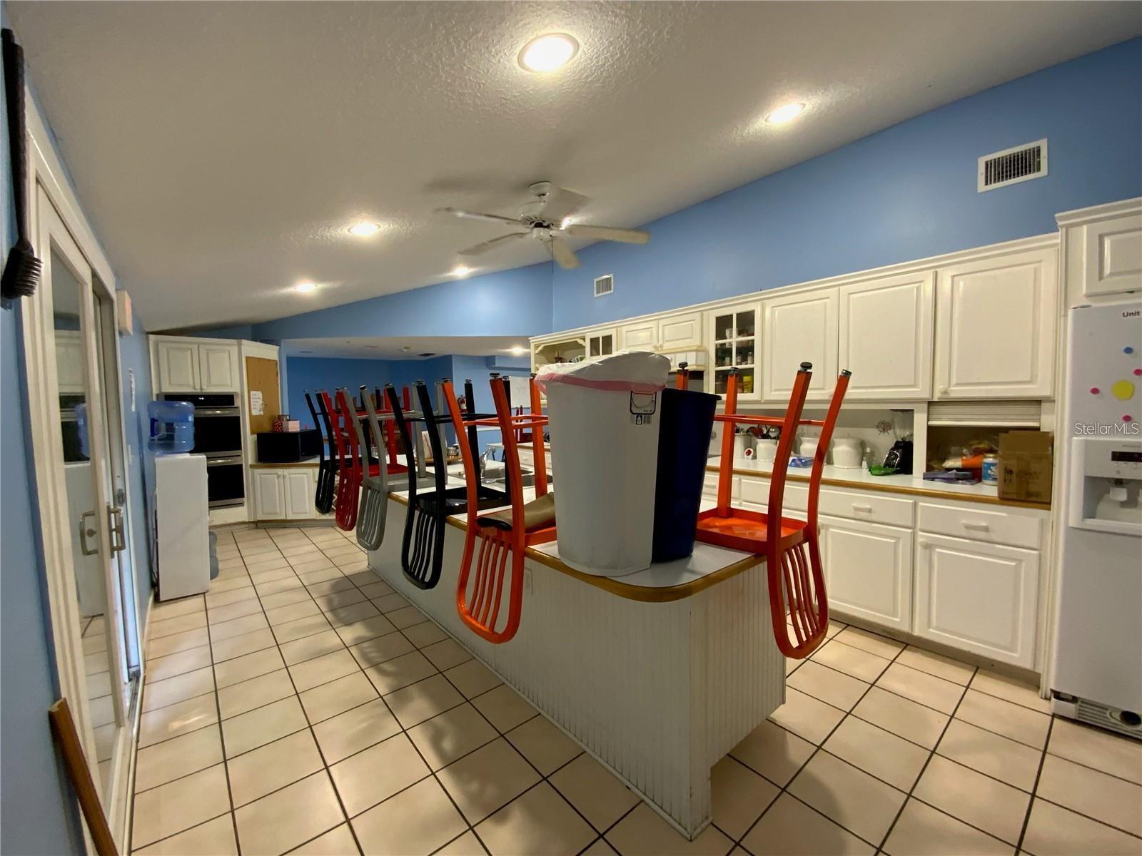 JACARANDA SQUARE - Commercial Sale