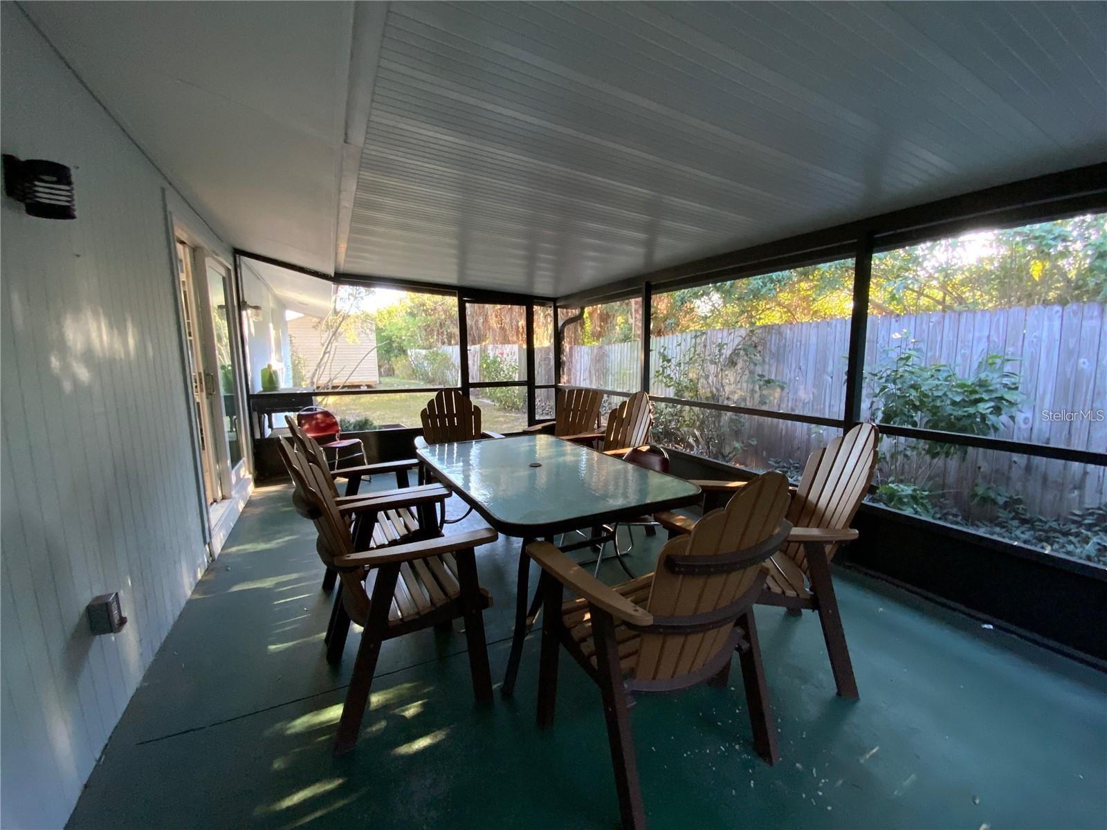 JACARANDA SQUARE - Commercial Sale