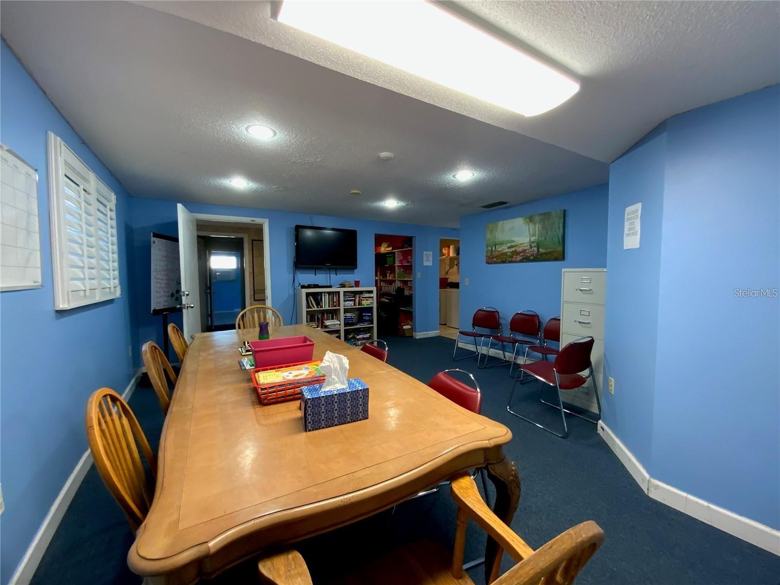 JACARANDA SQUARE - Commercial Sale