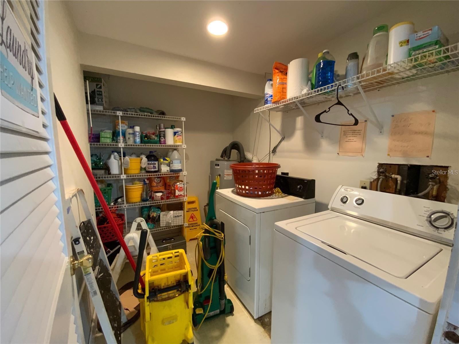 JACARANDA SQUARE - Commercial Sale