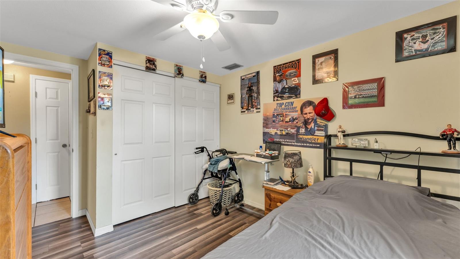 CRYSTAL HILLS - Residential