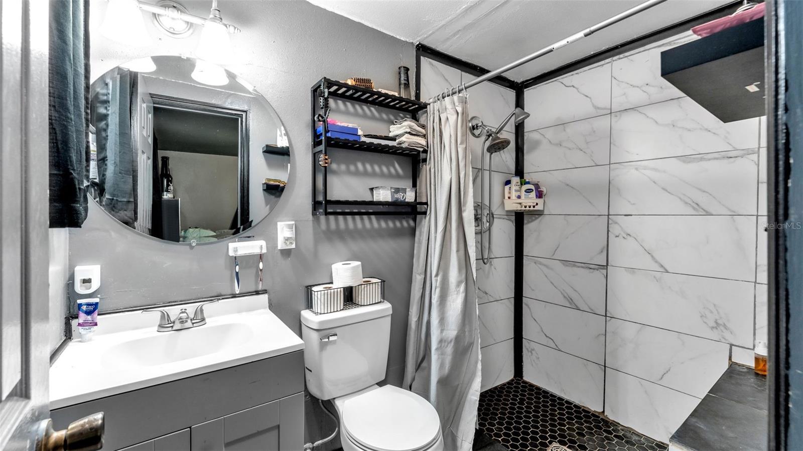 CRYSTAL HILLS - Residential