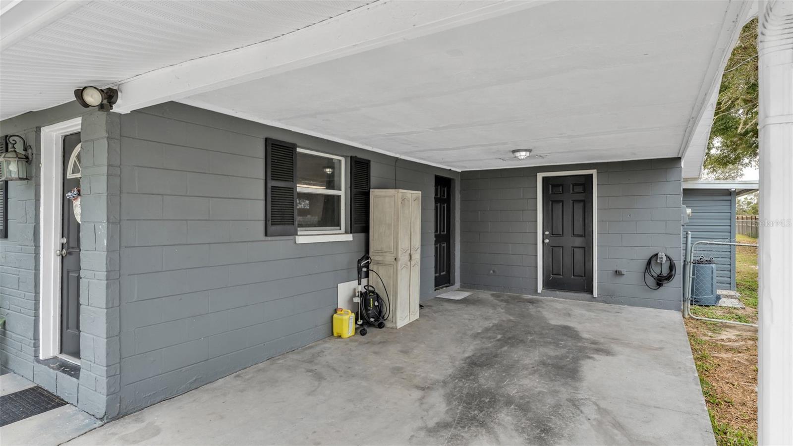 CRYSTAL HILLS - Residential