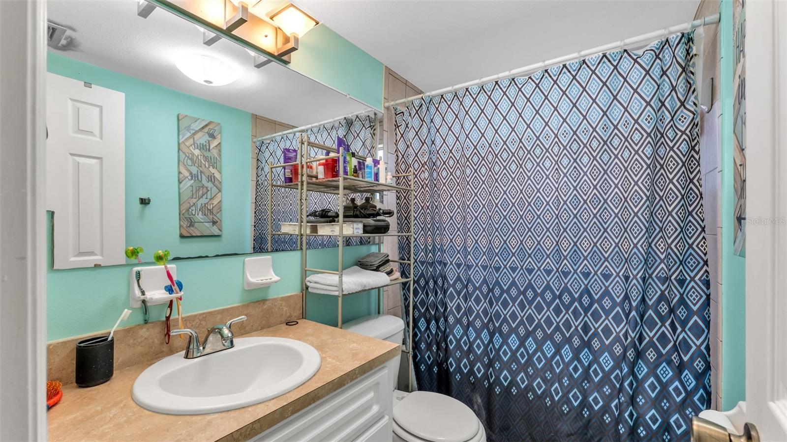 CRYSTAL HILLS - Residential