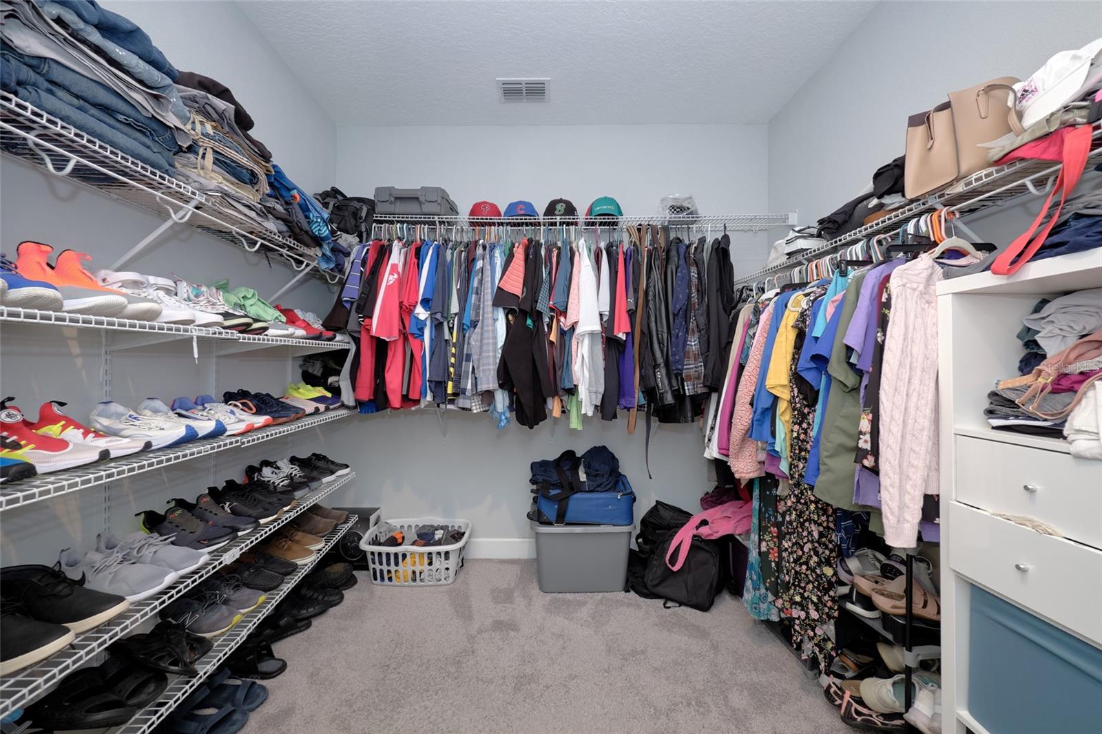 BELLALAGO PH B-2 - Residential