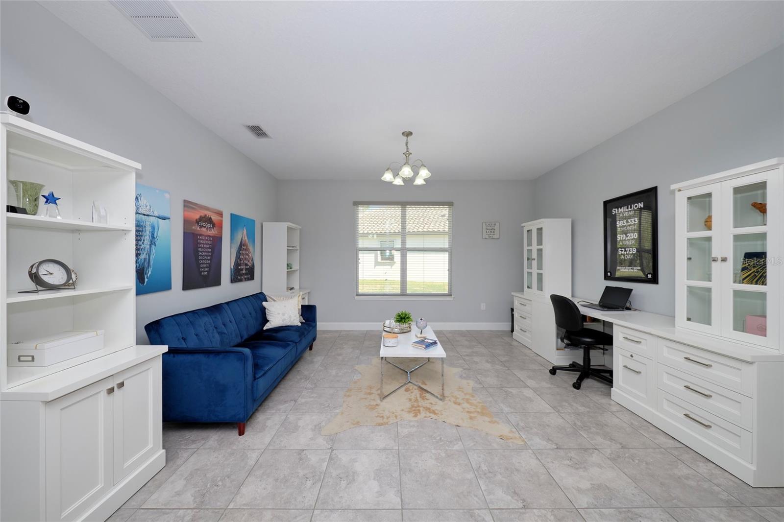 BELLALAGO PH B-2 - Residential