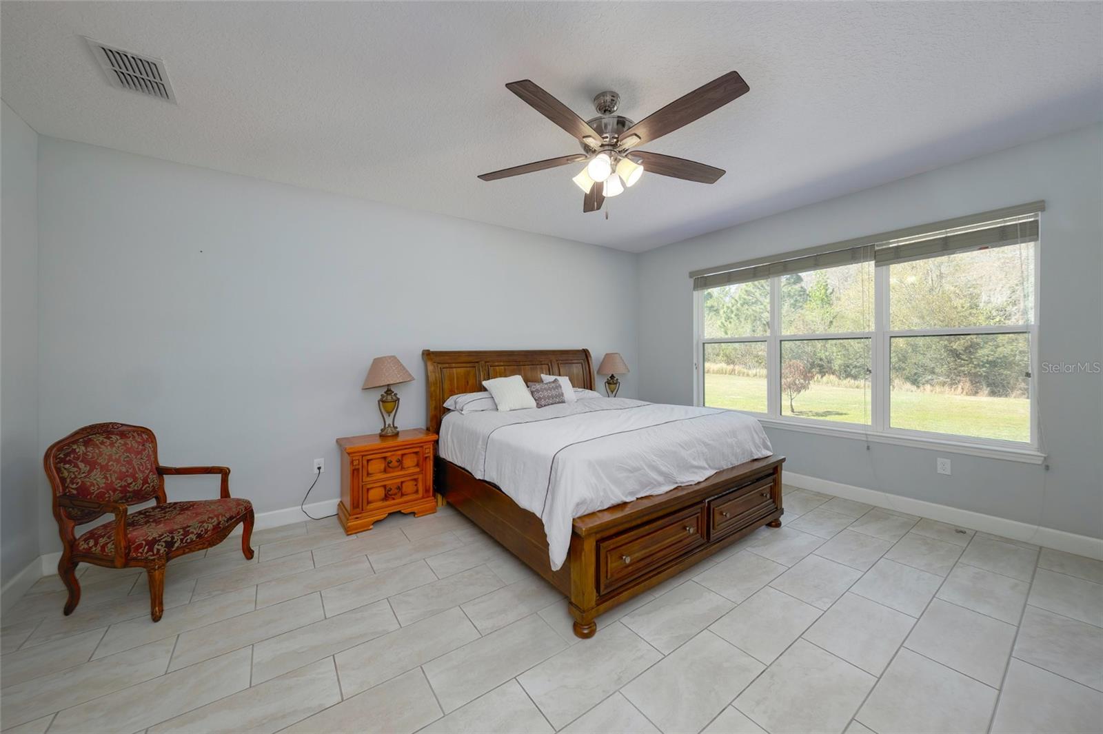 BELLALAGO PH B-2 - Residential