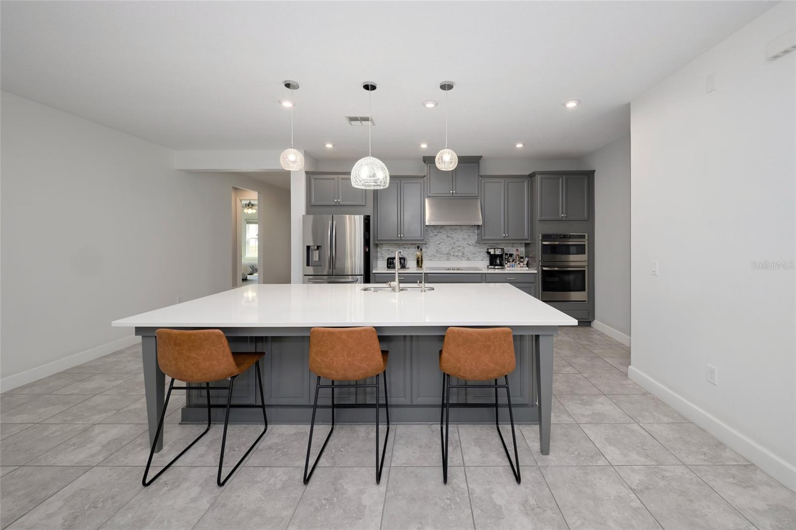 BELLALAGO PH B-2 - Residential