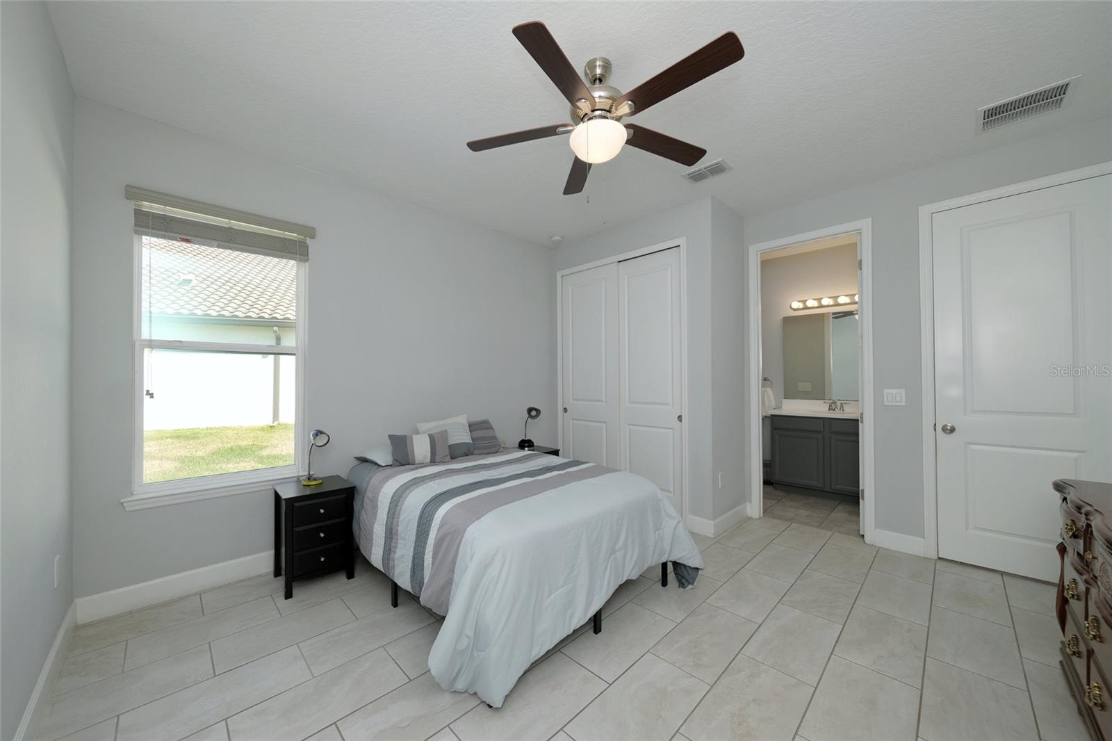 BELLALAGO PH B-2 - Residential