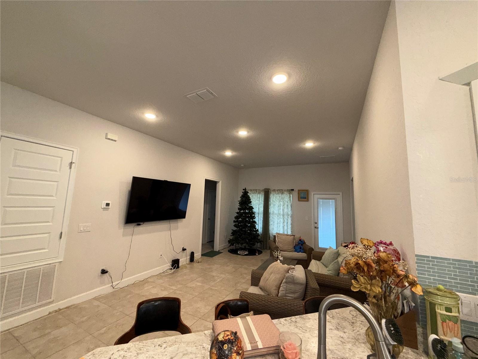 AYERSWORTH GLEN PH 4 - Residential