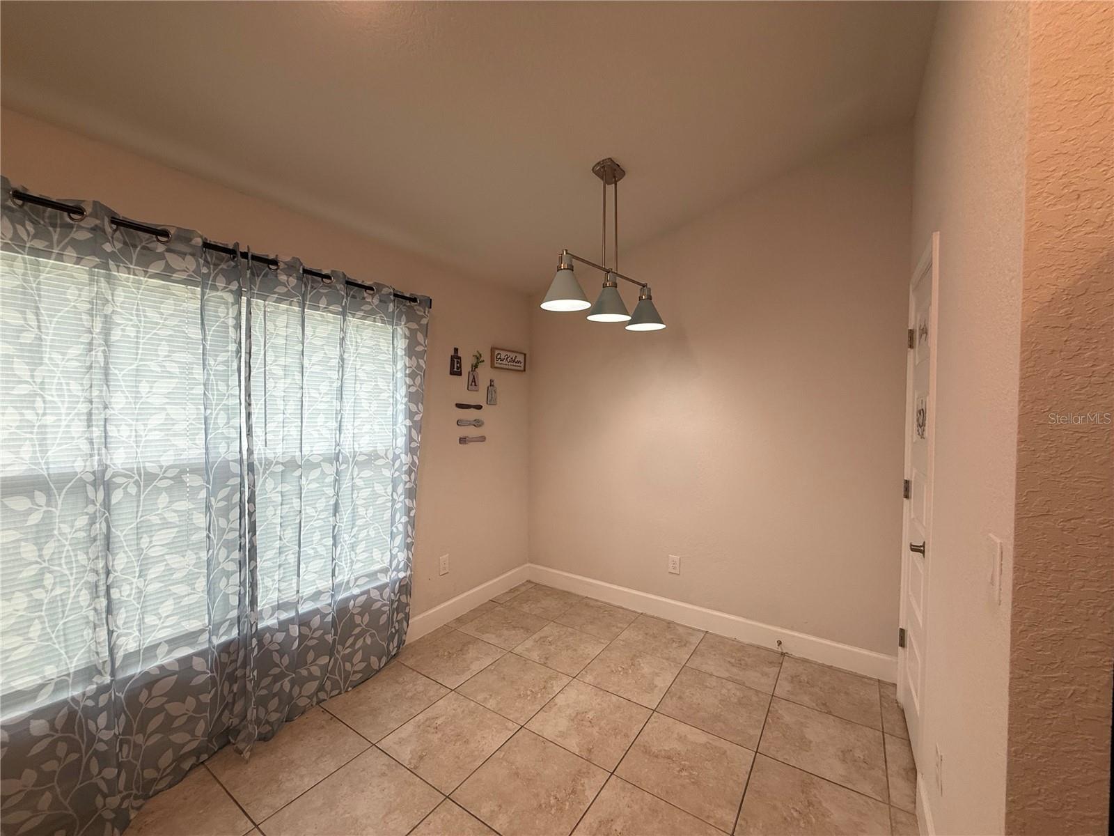 AYERSWORTH GLEN PH 4 - Residential