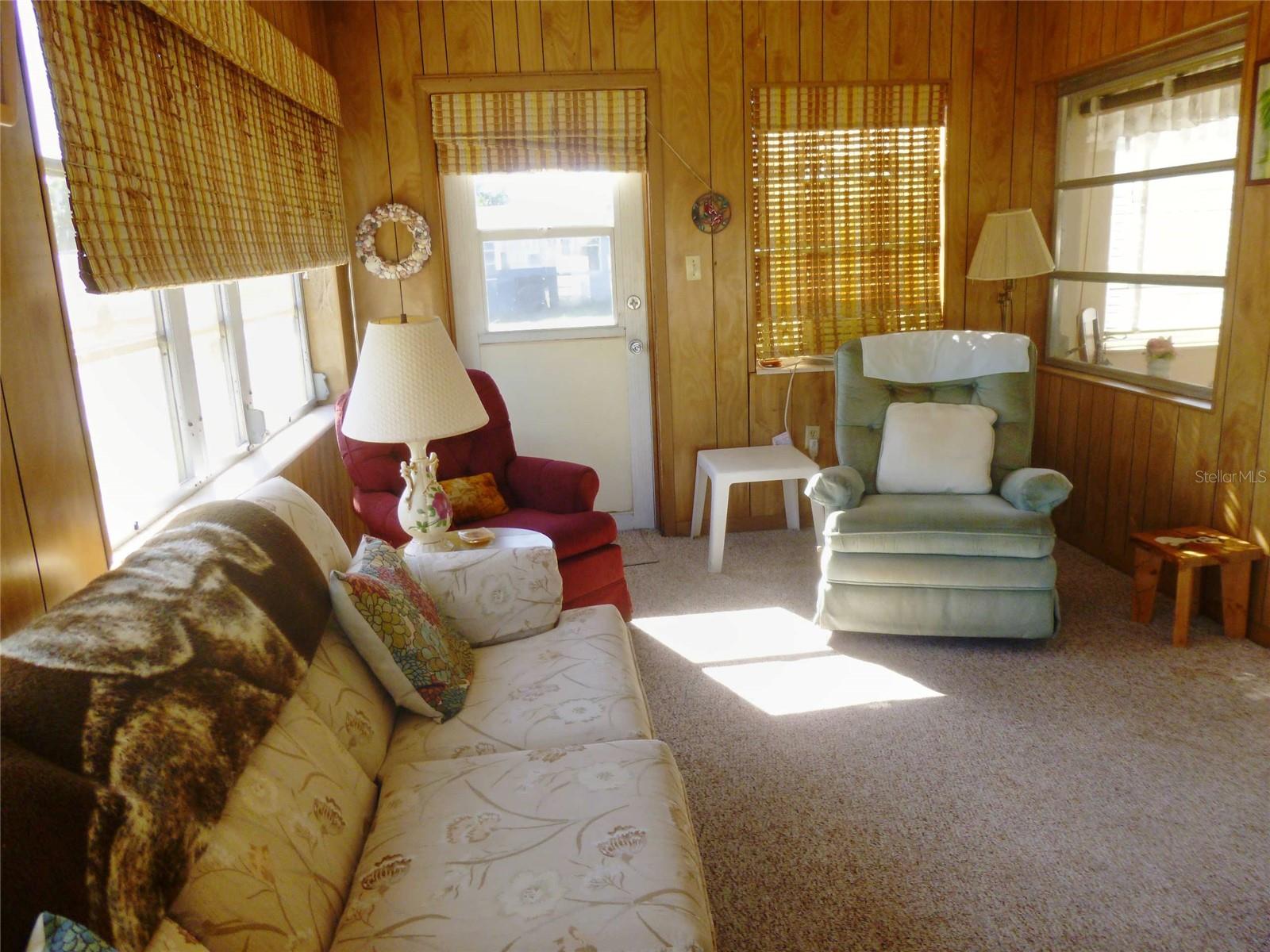 SUN RAY HOMES 1 - Residential