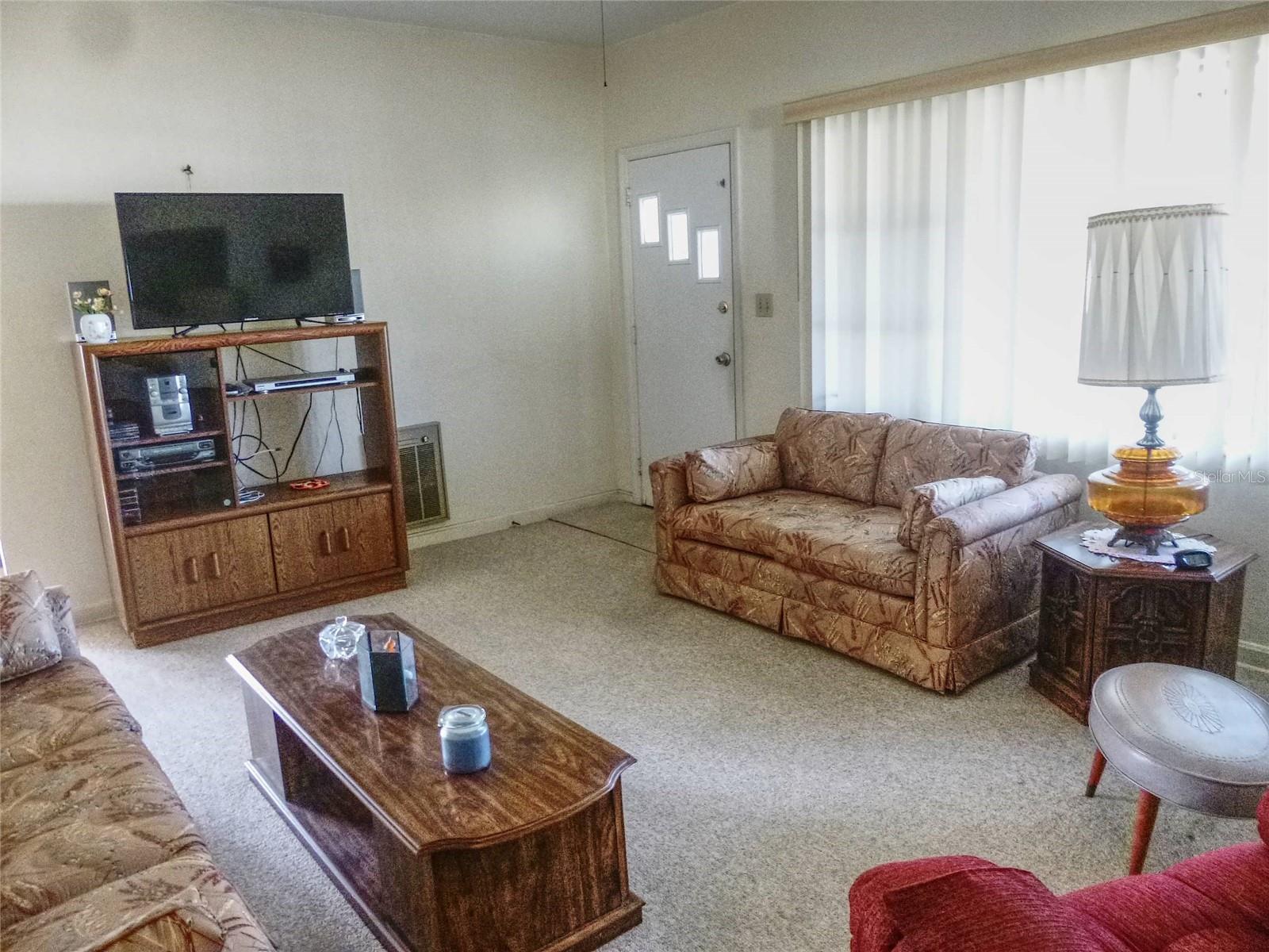 SUN RAY HOMES 1 - Residential