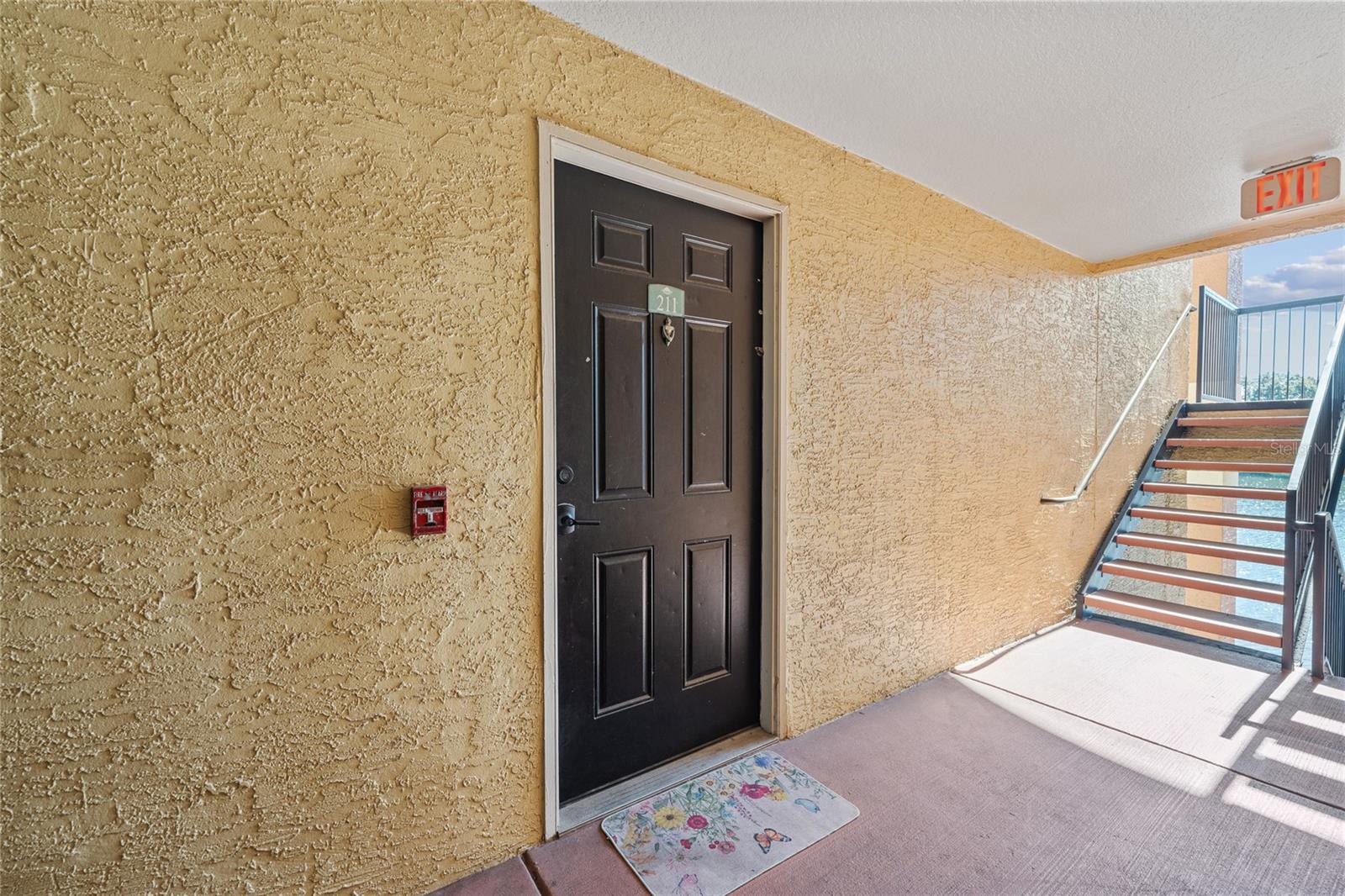 VILLAS AT LAKESIDE - Residential