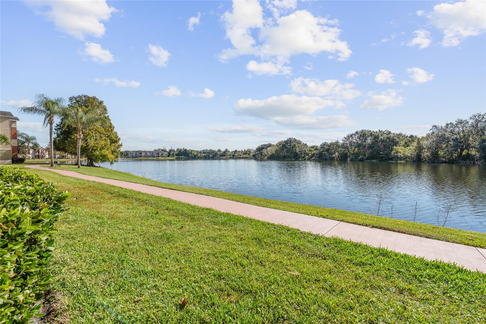 VILLAS AT LAKESIDE - Residential