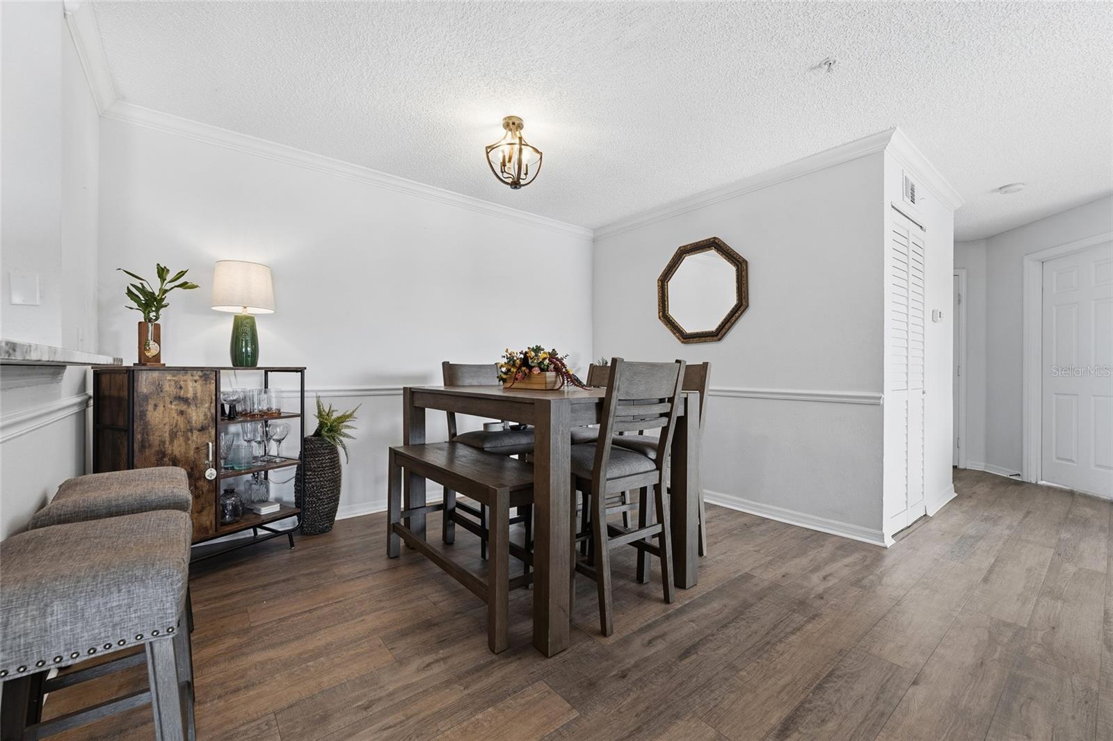 VILLAS AT LAKESIDE - Residential