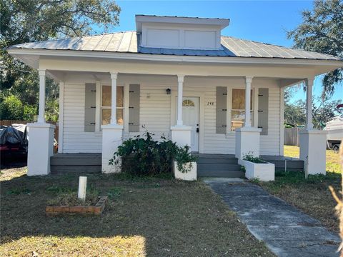 A home in GROVELAND