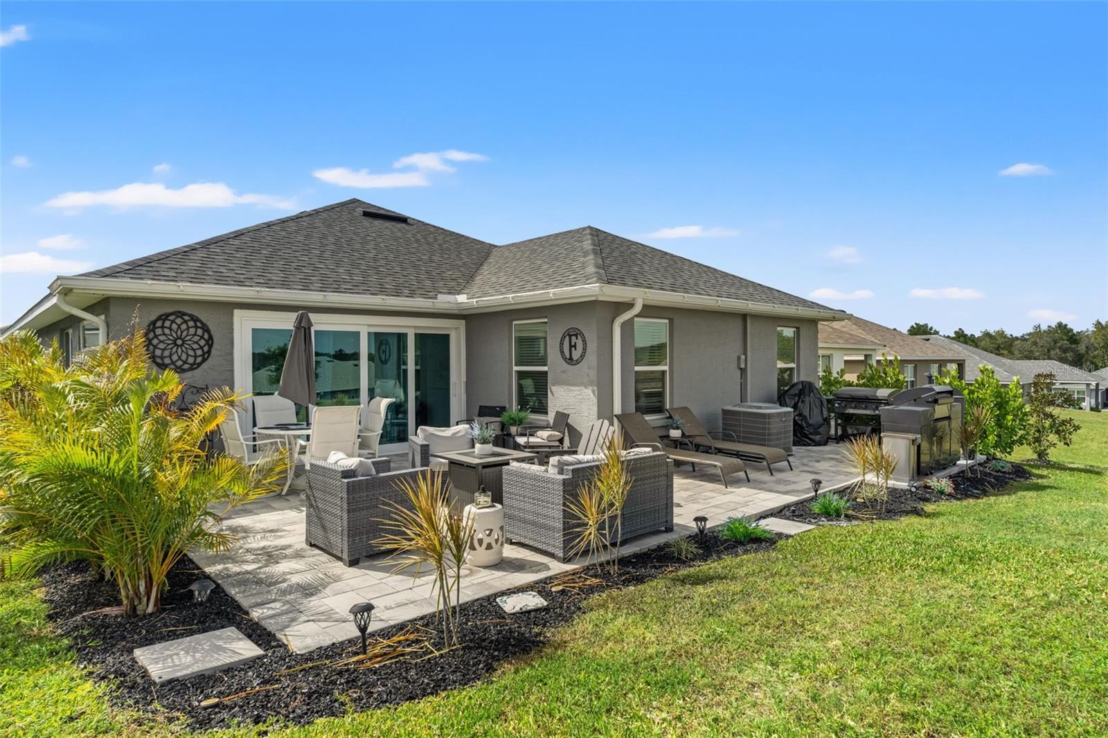 657 W TWISTED OAKS DRIVE