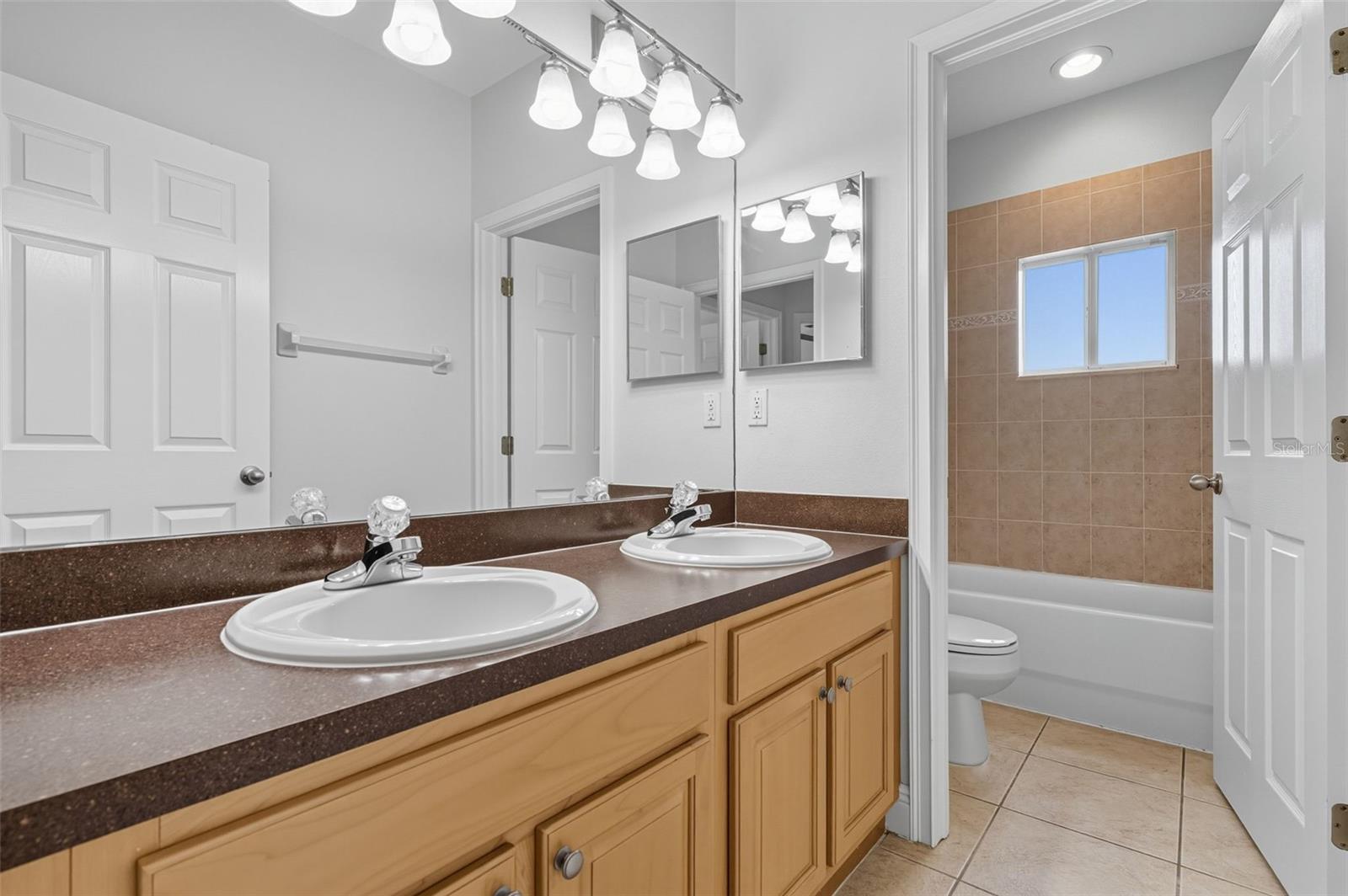 MAC DILL HEIGHTS - Residential