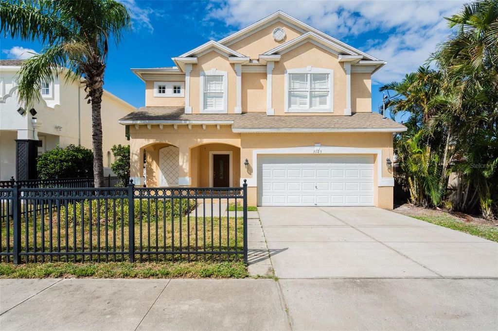 Photo of 3105 W Cherokee Avenue, Tampa, FL 33611 (MLS # O6344499)