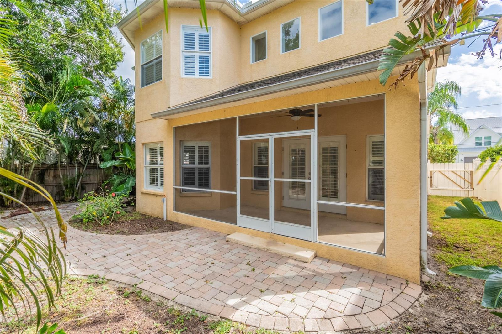 MAC DILL HEIGHTS - Residential
