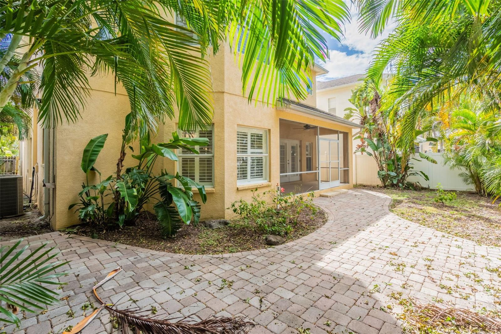 MAC DILL HEIGHTS - Residential