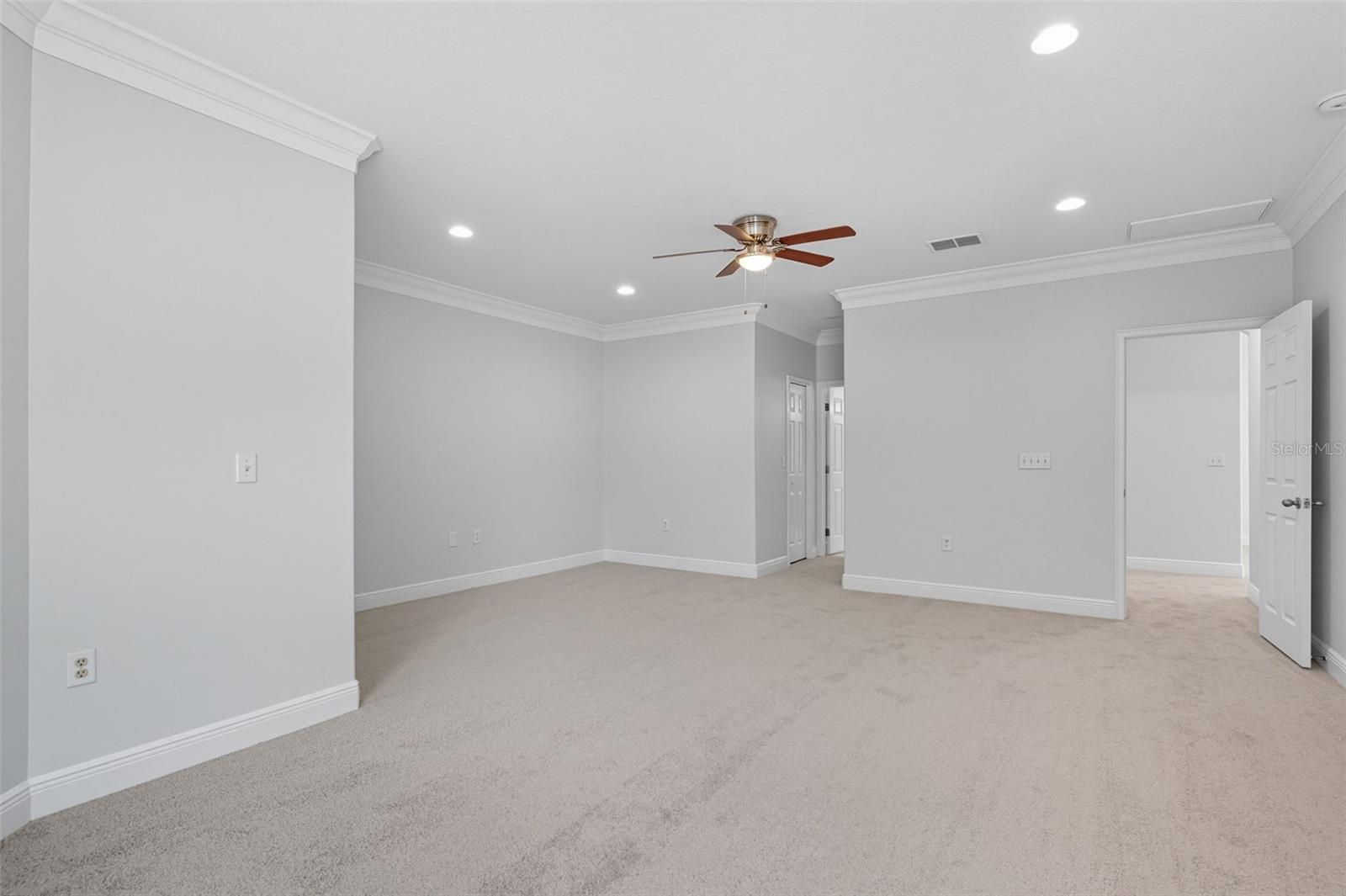 MAC DILL HEIGHTS - Residential