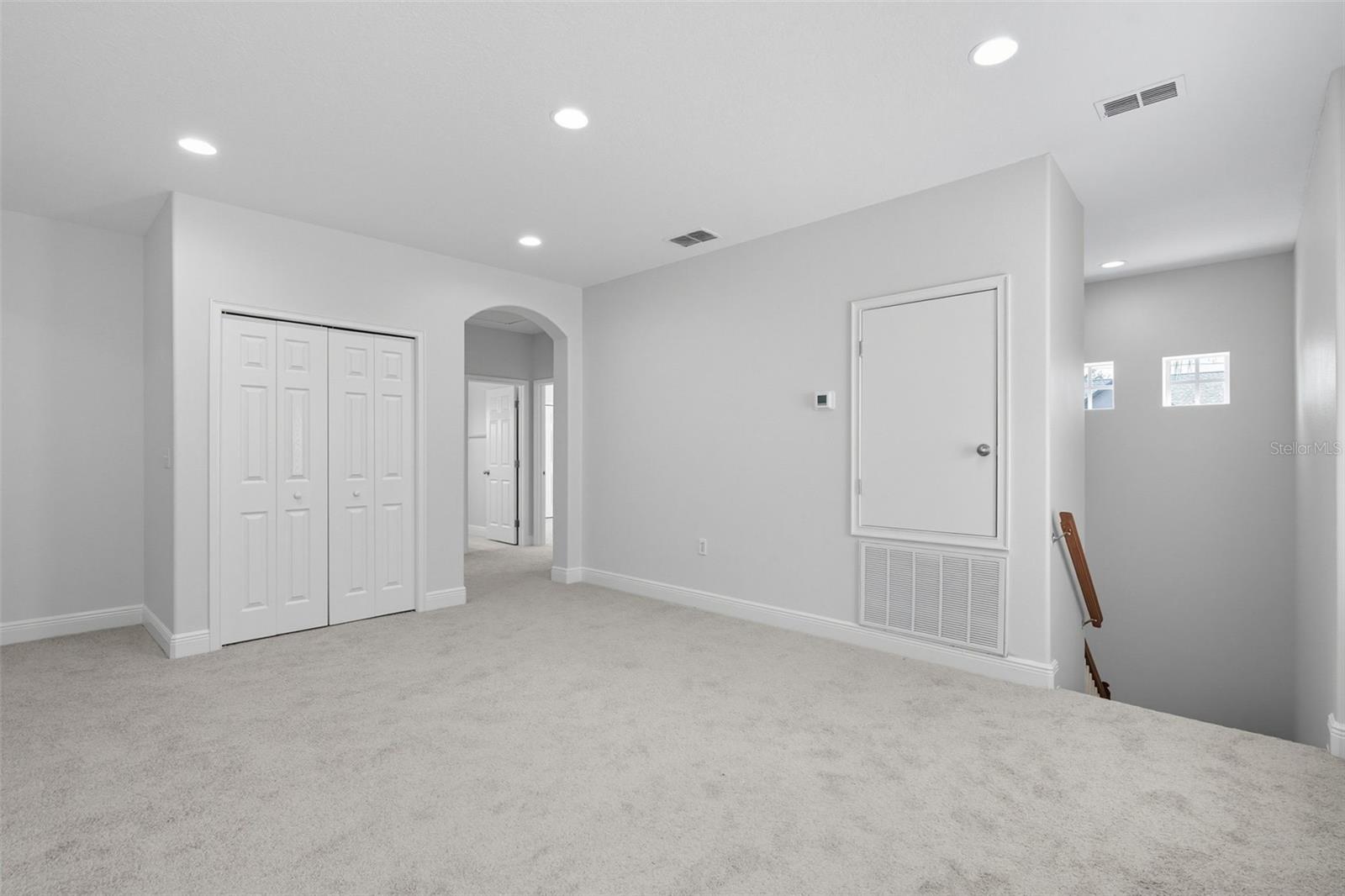 MAC DILL HEIGHTS - Residential