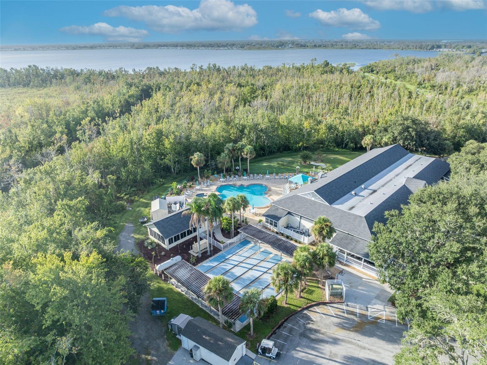 SWEETWATER GOLF & TENNIS CLUB - Residential