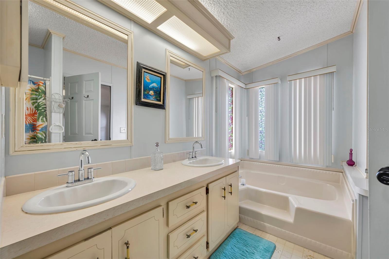 SWEETWATER GOLF & TENNIS CLUB - Residential