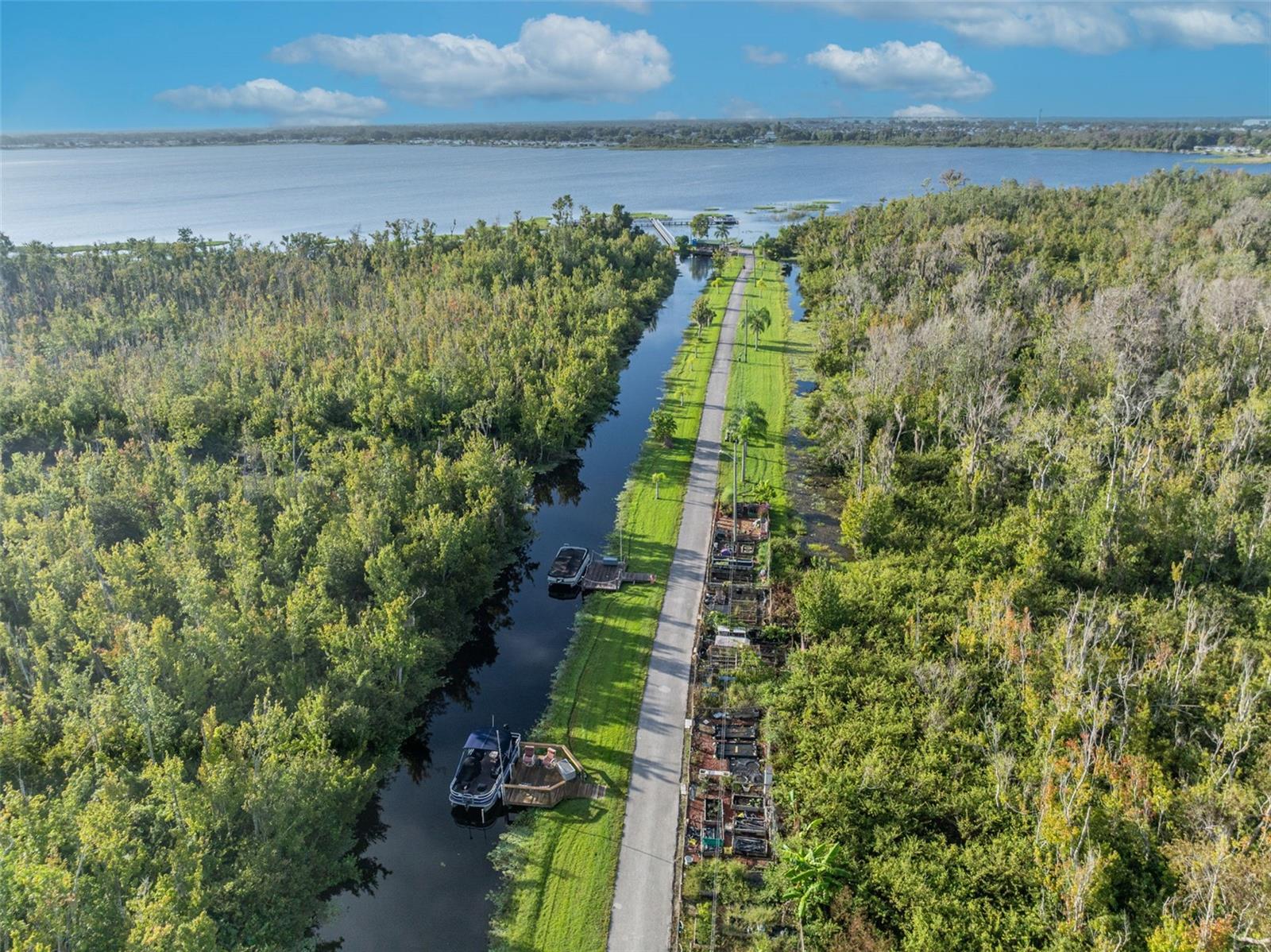 SWEETWATER GOLF & TENNIS CLUB - Residential