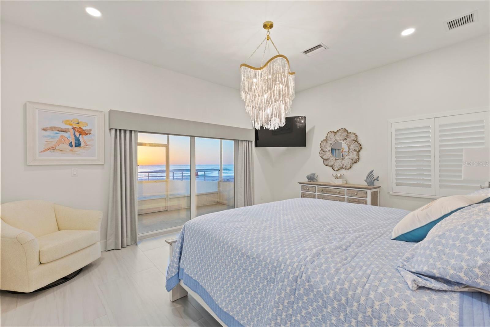 KEY TOWER SOUTH - Residential