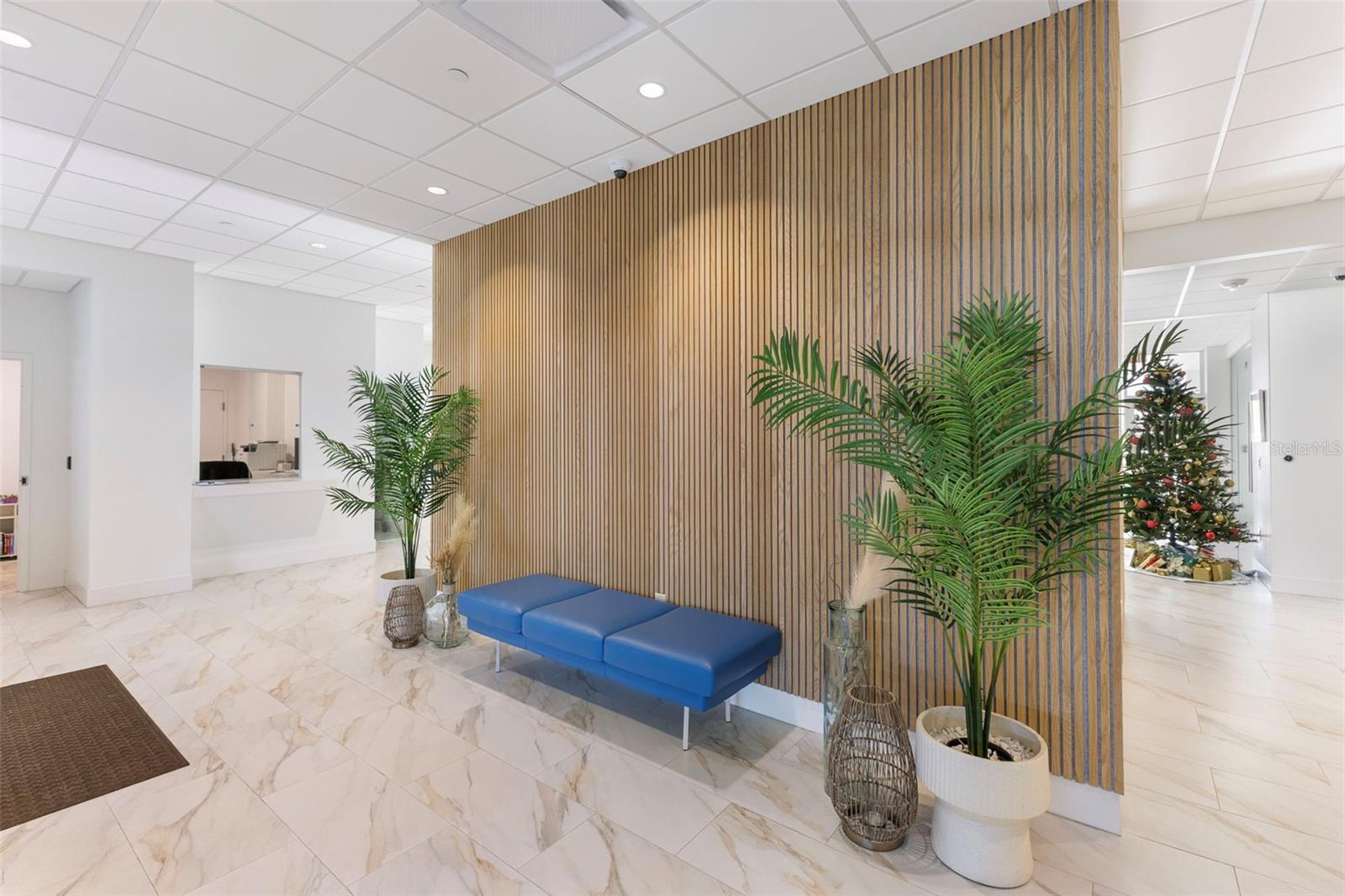 KEY TOWER SOUTH - Residential