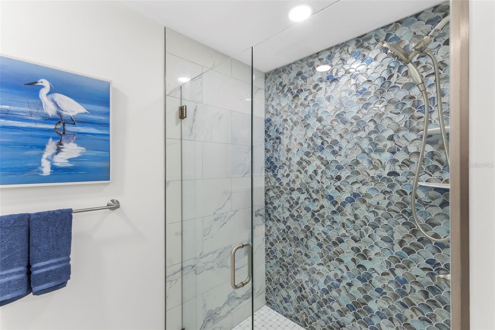 KEY TOWER SOUTH - Residential