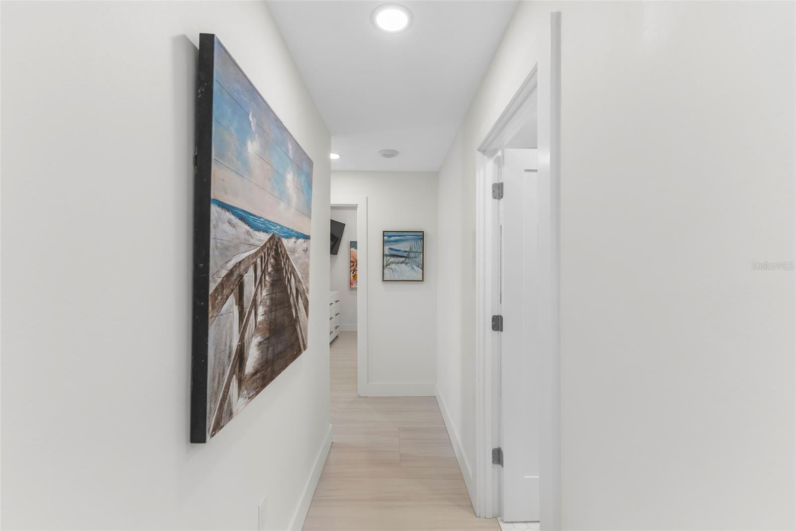 KEY TOWER SOUTH - Residential