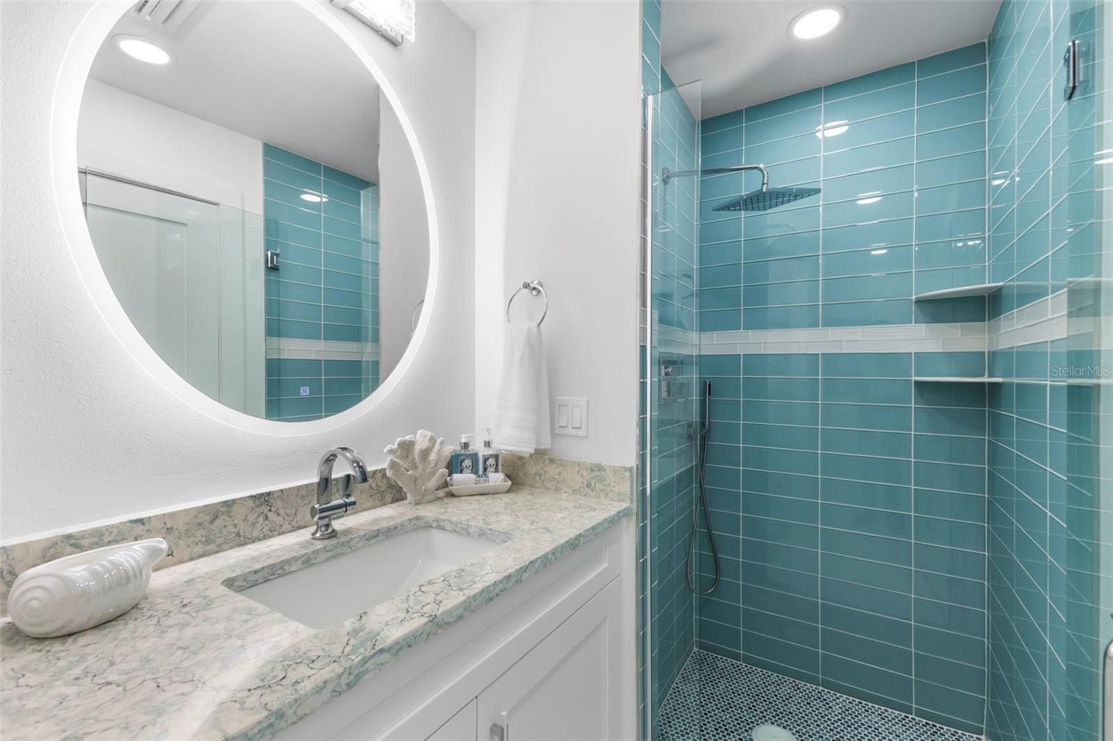 KEY TOWER SOUTH - Residential