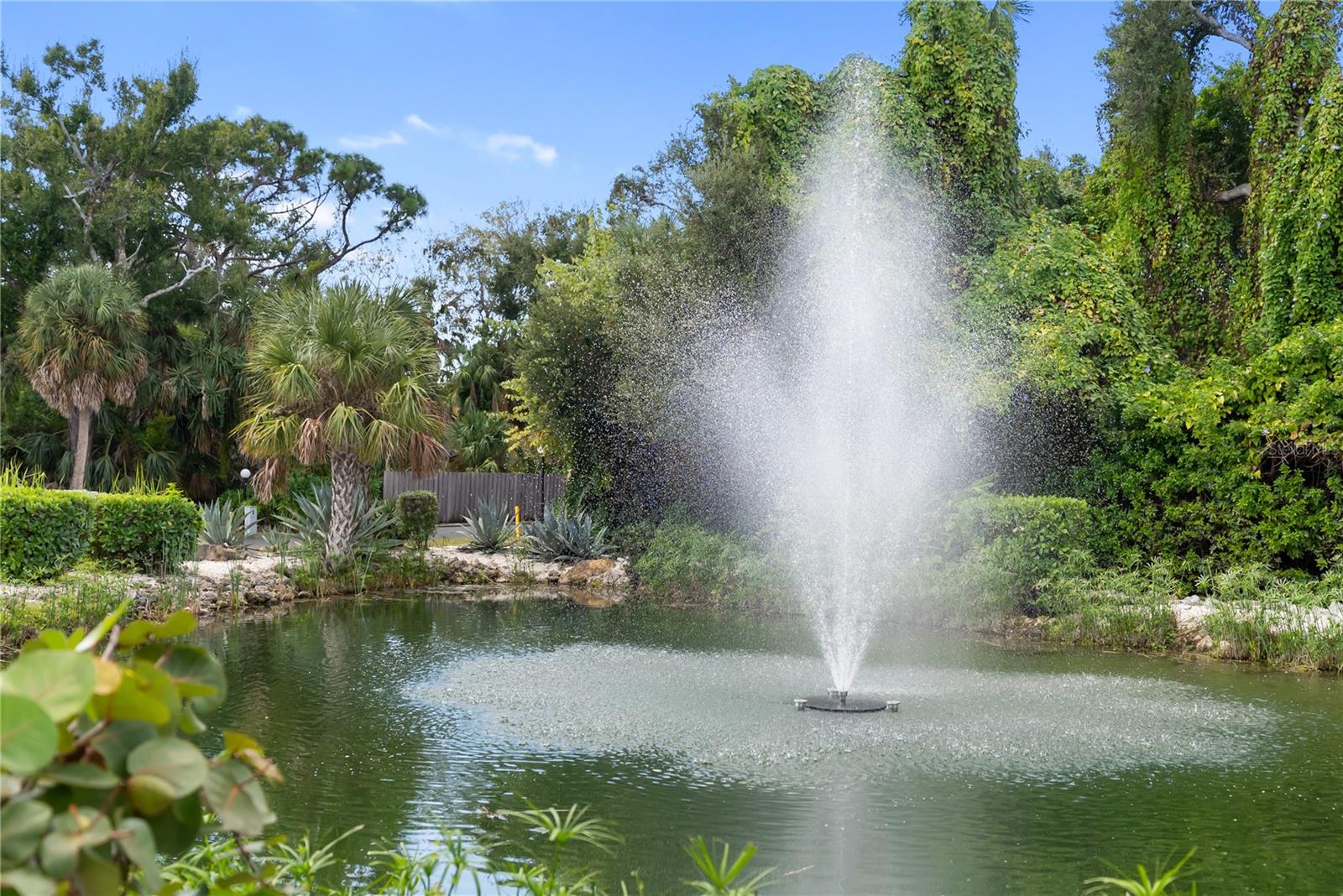 VILLAGE GARDENS PH 2 - Residential Lease