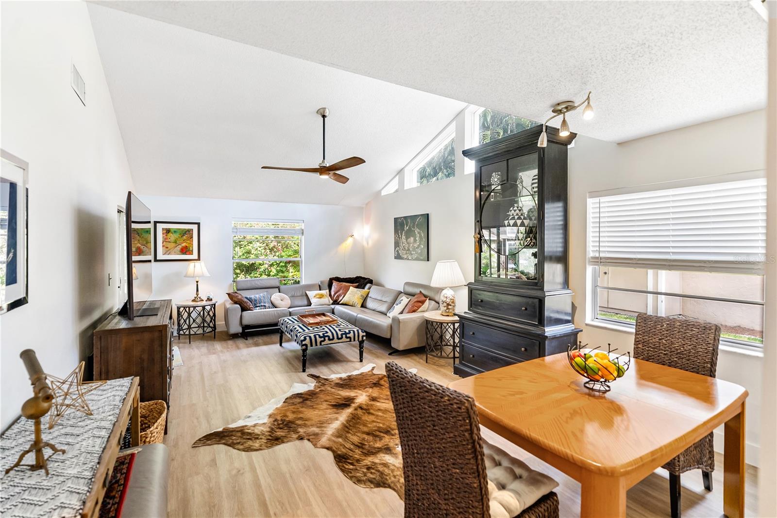 VILLAGE GARDENS PH 2 - Residential Lease