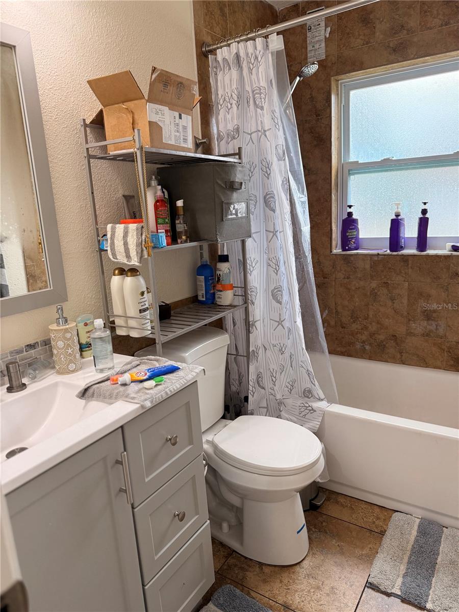 454 | TAMPA OVERLOOK - Residential Income