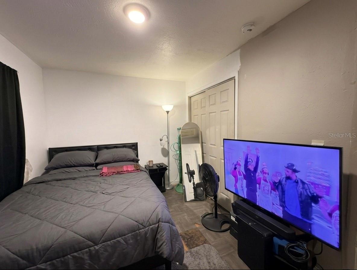 454 | TAMPA OVERLOOK - Residential Income